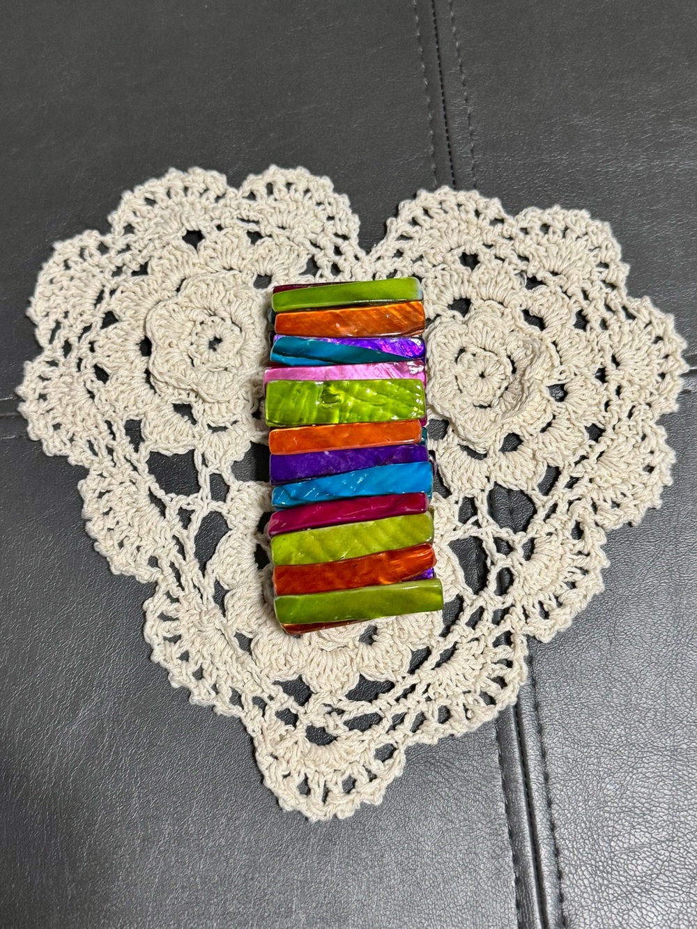 Multi-Color Shell Stretch Bracelet - Picture 3 of 8